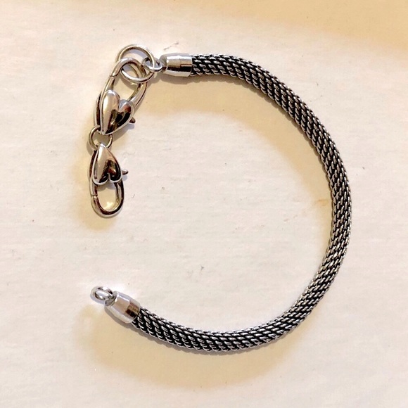 Brighton Beverly Glam bracelet Silver mesh Holds charms, beads, & stoppers - Picture 2 of 10